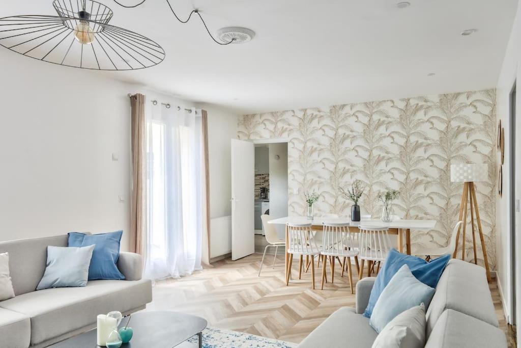 Villa Paris Nord: Tranquil Retreat with Private Parking and Garden Epinay-sur-Seine Exterior photo