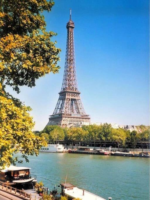 Villa Paris Nord: Tranquil Retreat with Private Parking and Garden Epinay-sur-Seine Exterior photo