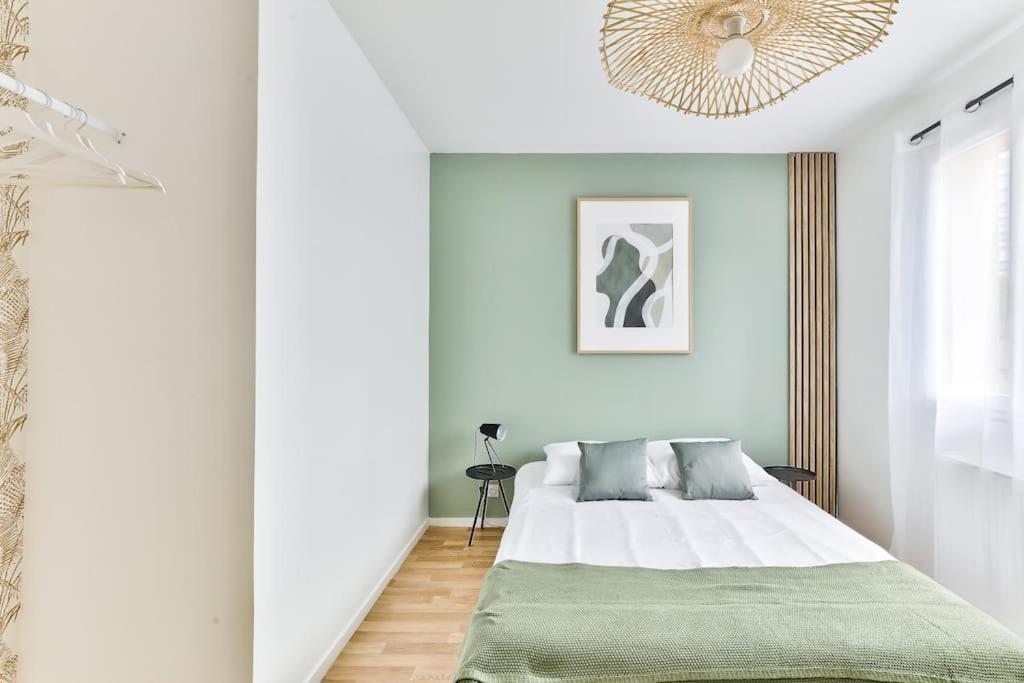 Villa Paris Nord: Tranquil Retreat with Private Parking and Garden Epinay-sur-Seine Exterior photo